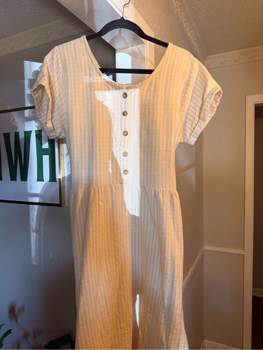 Women's Cream Short-Sleeve Button-Front Casual Dress